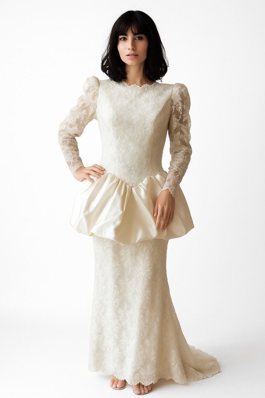 80s Lace Wedding Gown w/ Satin Peplum, Low Back & Train ILGWU USA Medium